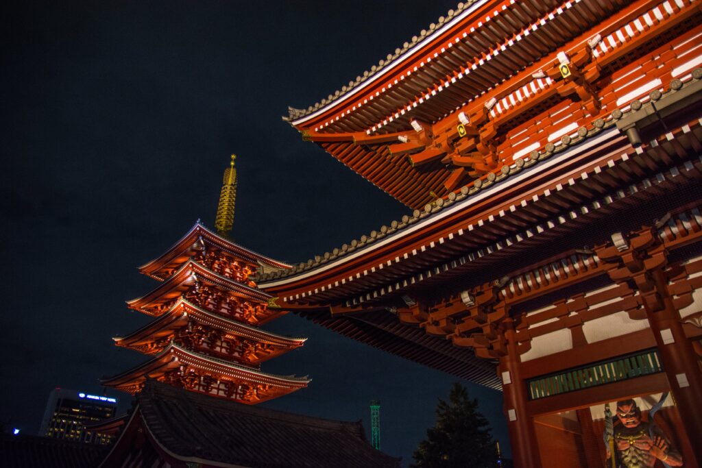 sensō-ji temple at night